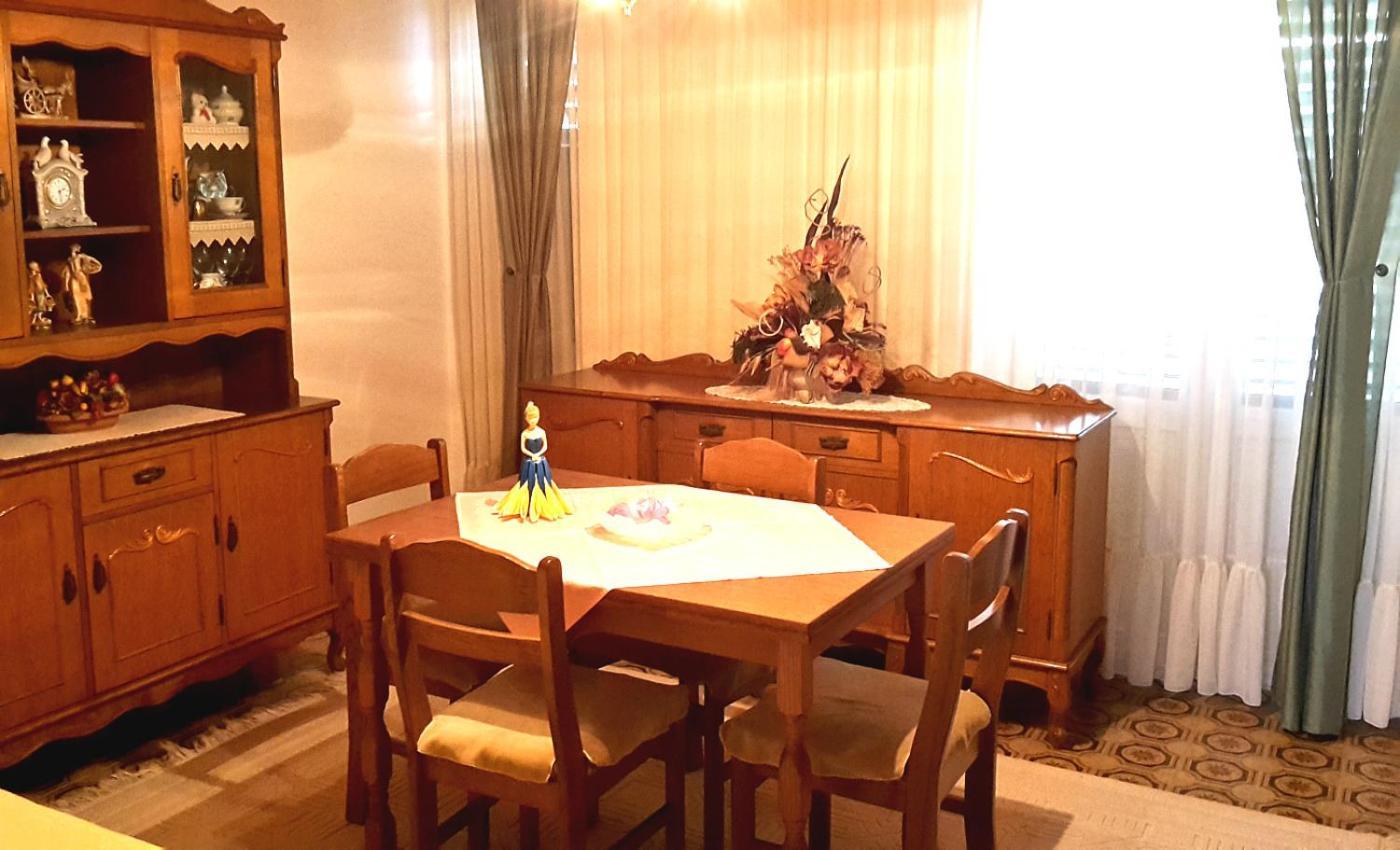 Guest House Fenix بريلا الغرفة الصورة