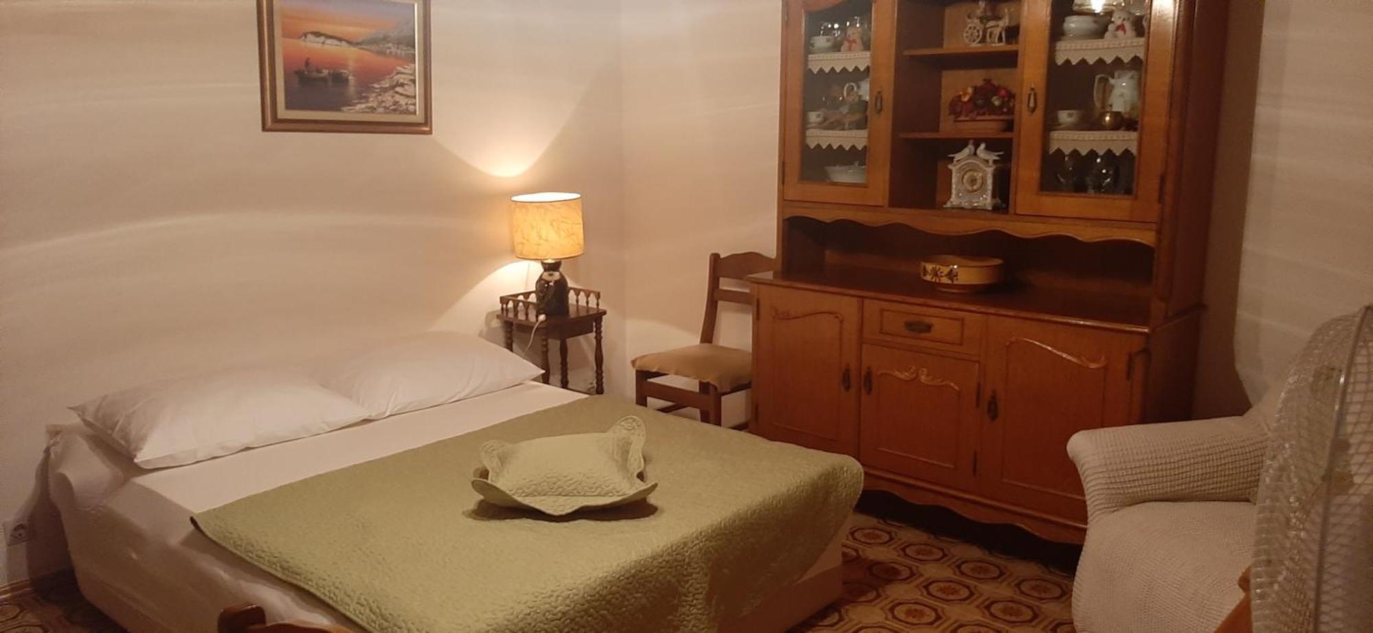 Guest House Fenix بريلا الغرفة الصورة