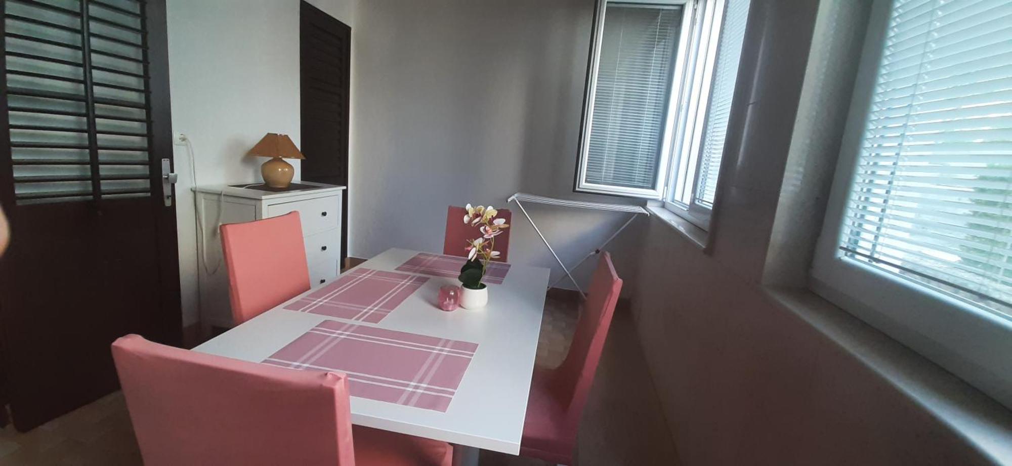 Guest House Fenix بريلا الغرفة الصورة