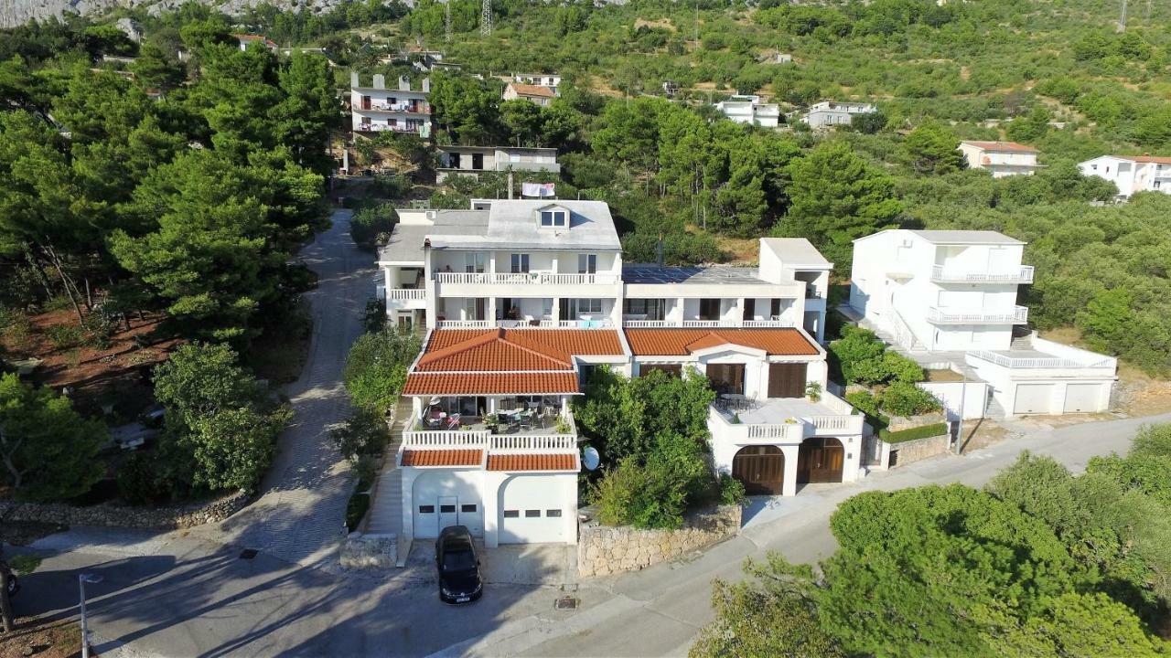 Guest House Fenix بريلا المظهر الخارجي الصورة
