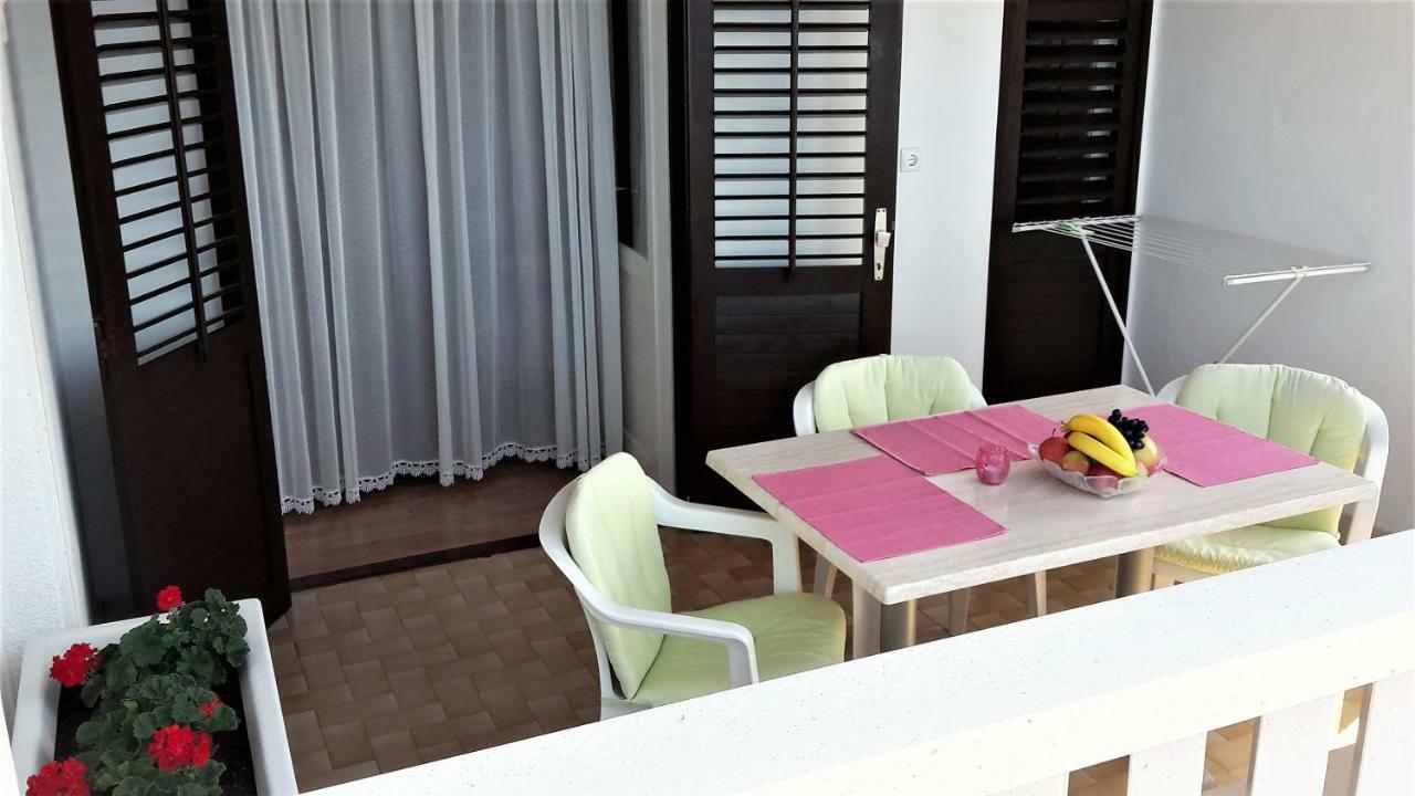 Guest House Fenix بريلا المظهر الخارجي الصورة